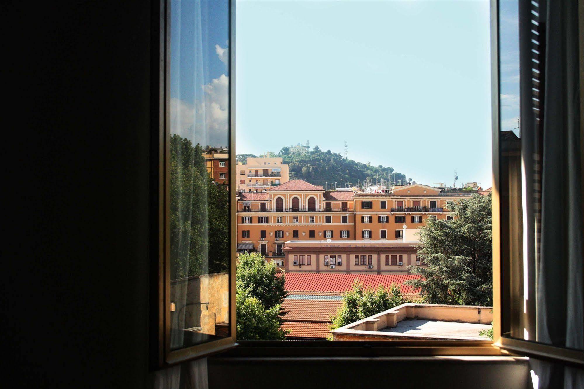 Cielo Vaticano Guest House Rome Bagian luar foto